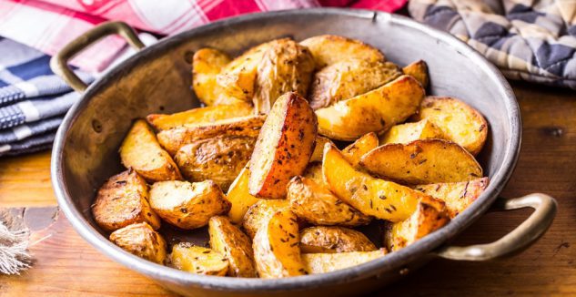 Simple roast potatoes