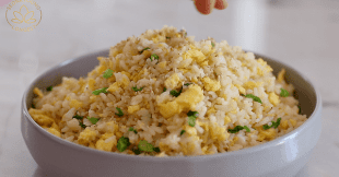 5 Minute Easy Egg Fried Rice